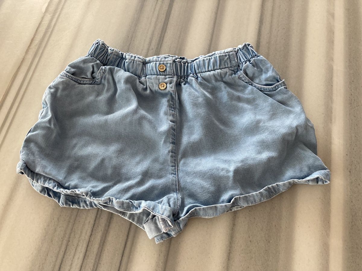 Pantaloni: Kurze Hose hellblau Gr.110/116🦋 – Usato da Morschach venduto da leonie87