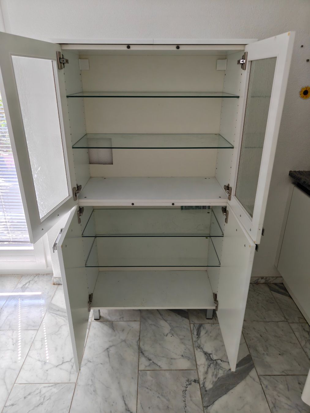 Schränke: Schrank in weiss – Gebraucht aus Fehraltorf von Cramora 1