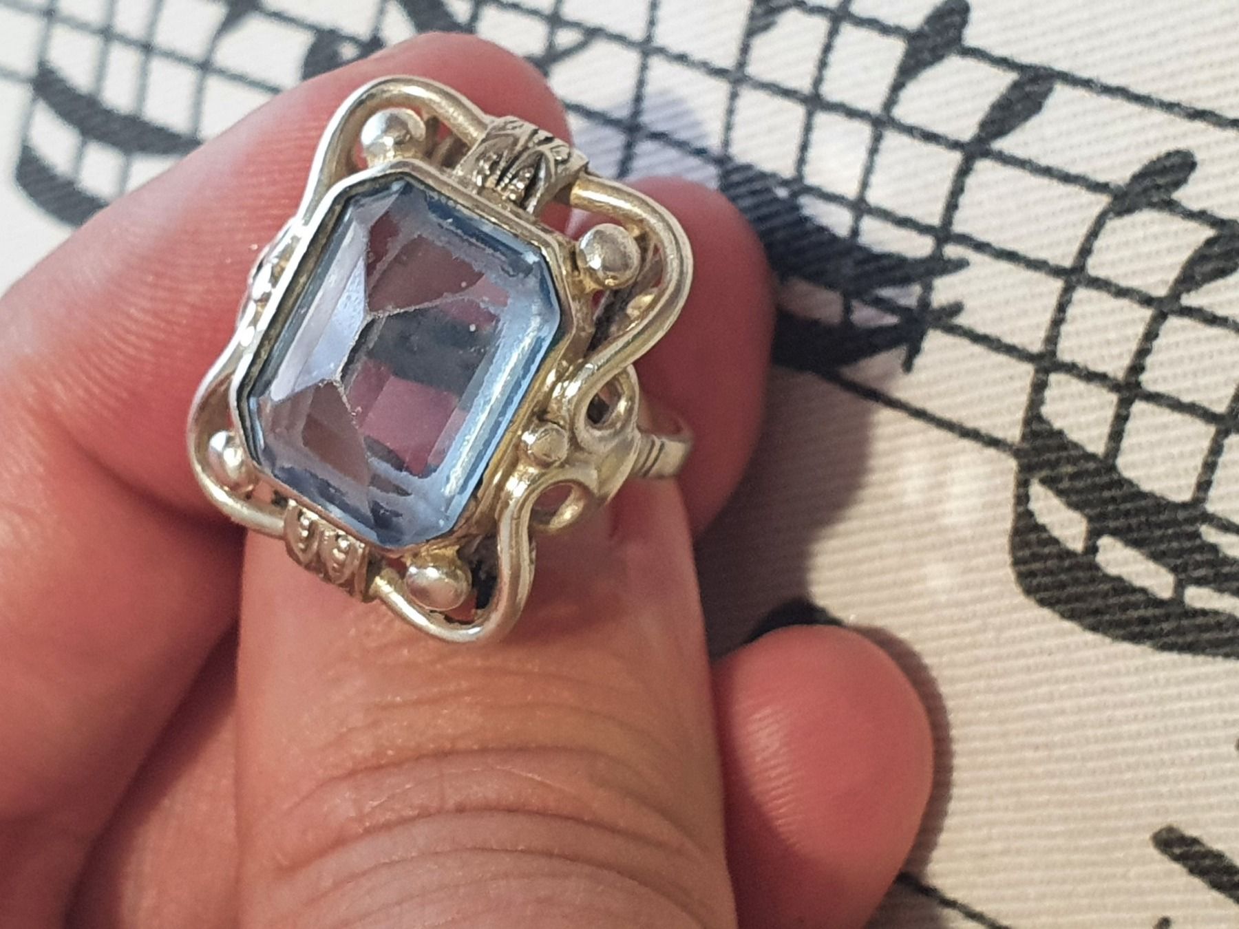 Anelli: Opulenter, phantastischer Blautopas-Ring in 835er Silber – Usato da Wohlen AG venduto da palmsprings 1