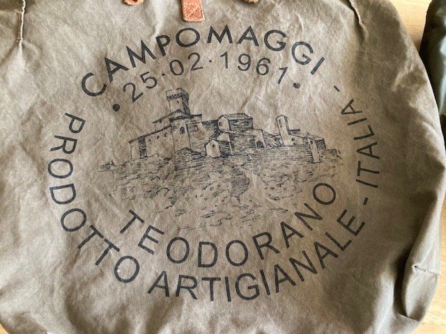 Campomaggi Borse da donna: 2 Stück Campomaggi Designer-Taschen – Usato da Affoltern am Albis venduto da rollotomasi 1
