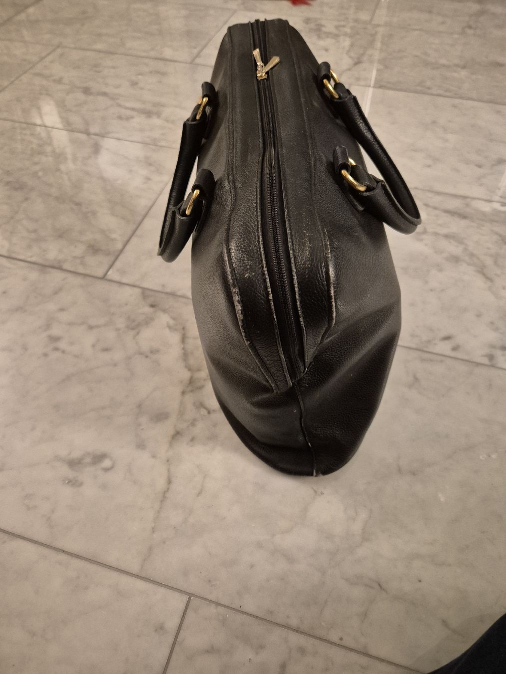 Longchamp Borse: Longchamp Tasche aus Leder – Usato da Zürich venduto da Corrosion 2