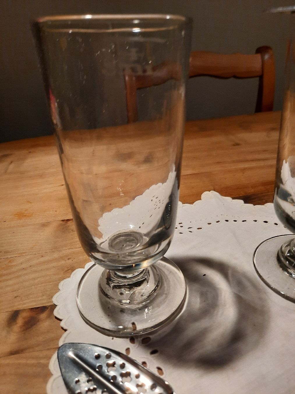 Gläser: 2 Absinth- Gläser  mit "Schüfeli  " – Gebraucht aus Busswil BE von balu37 8