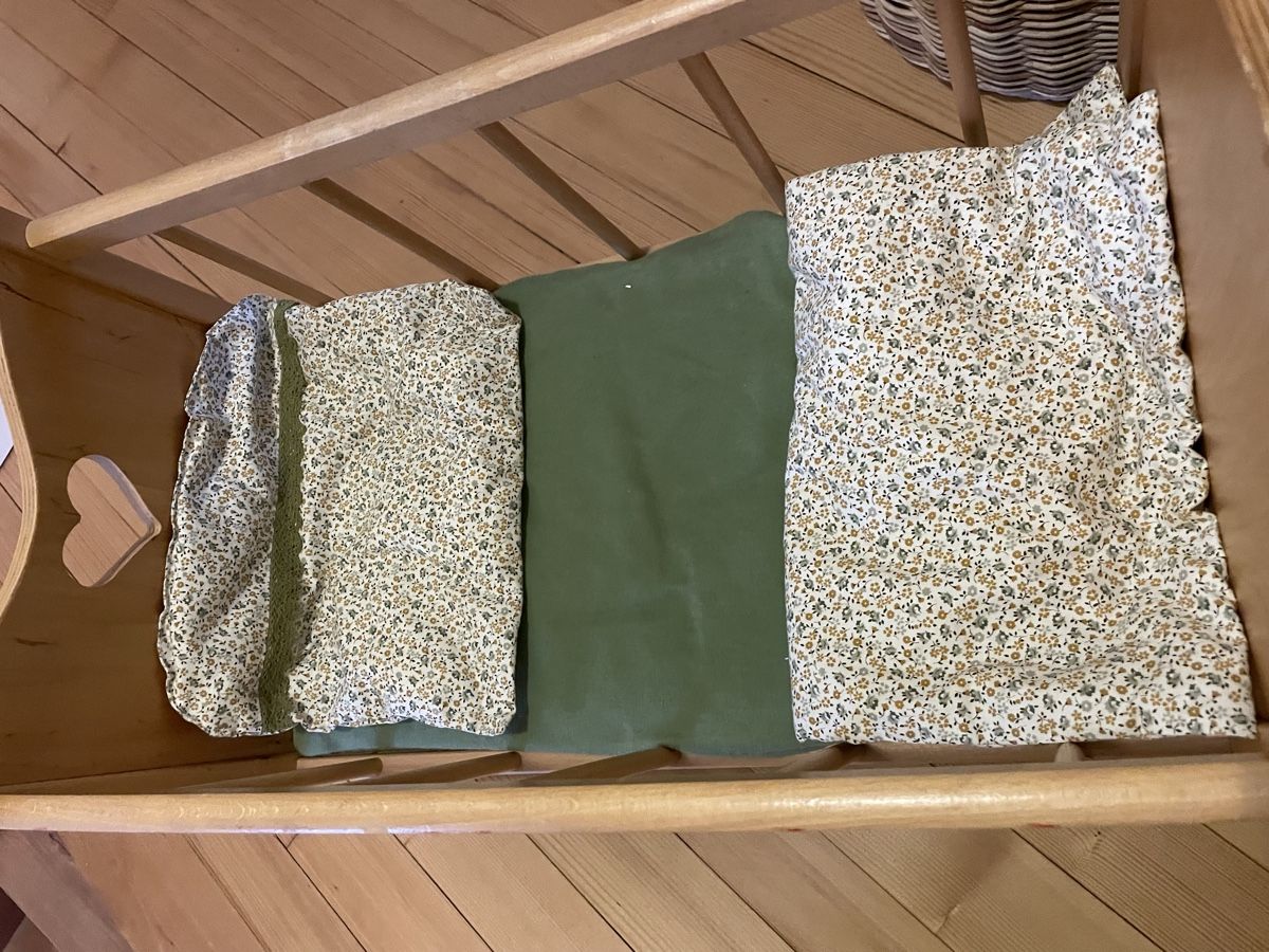 Giocattoli: Puppenbett – Usato da Münsingen venduto da omega.delta 2
