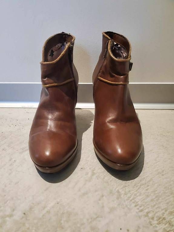 Chaussures femmes: Bottines en cuir "Barbara Renzi" – D'occasion à Chancy par Sooeg_01 2