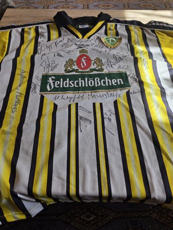 Dynamo Dresden Trikot Saison 99/00 mit Autogrammen 