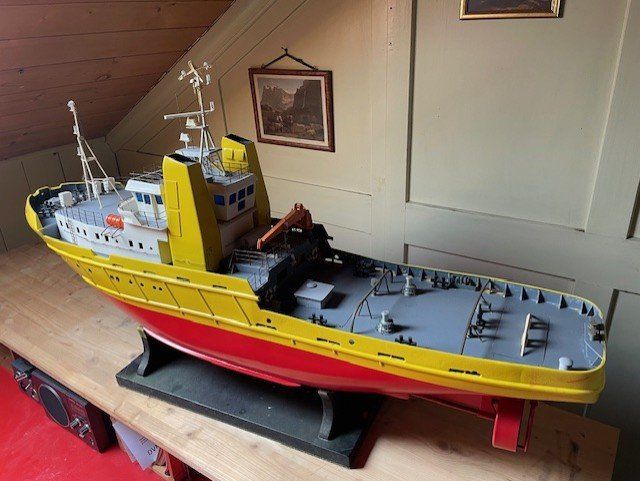 Modellismo RC: Modellschiff Bergungsschiff – Usato da Kehrsatz venduto da techpunk 5