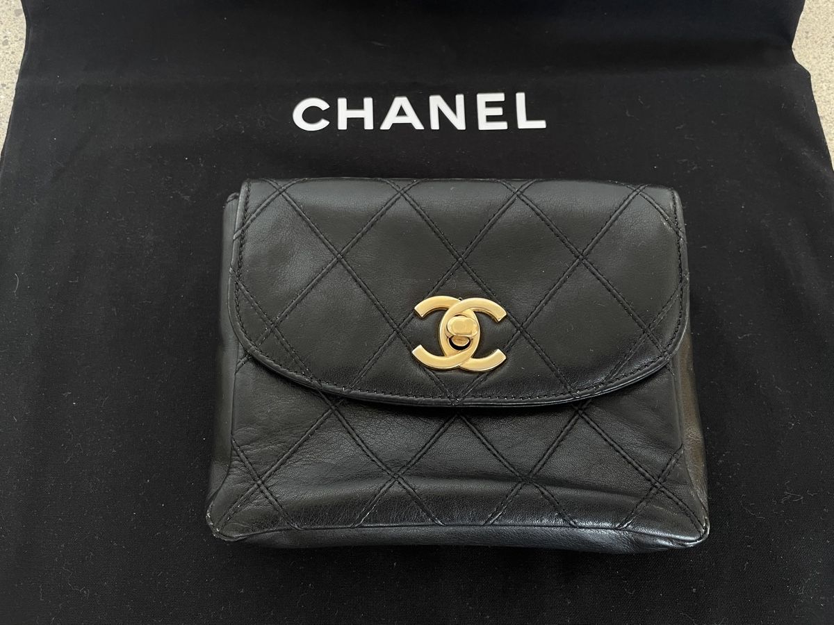 Chanel Borse da donna: Chanel Flap Belt Bag – Usato da Stäfa venduto da Nicole093 2