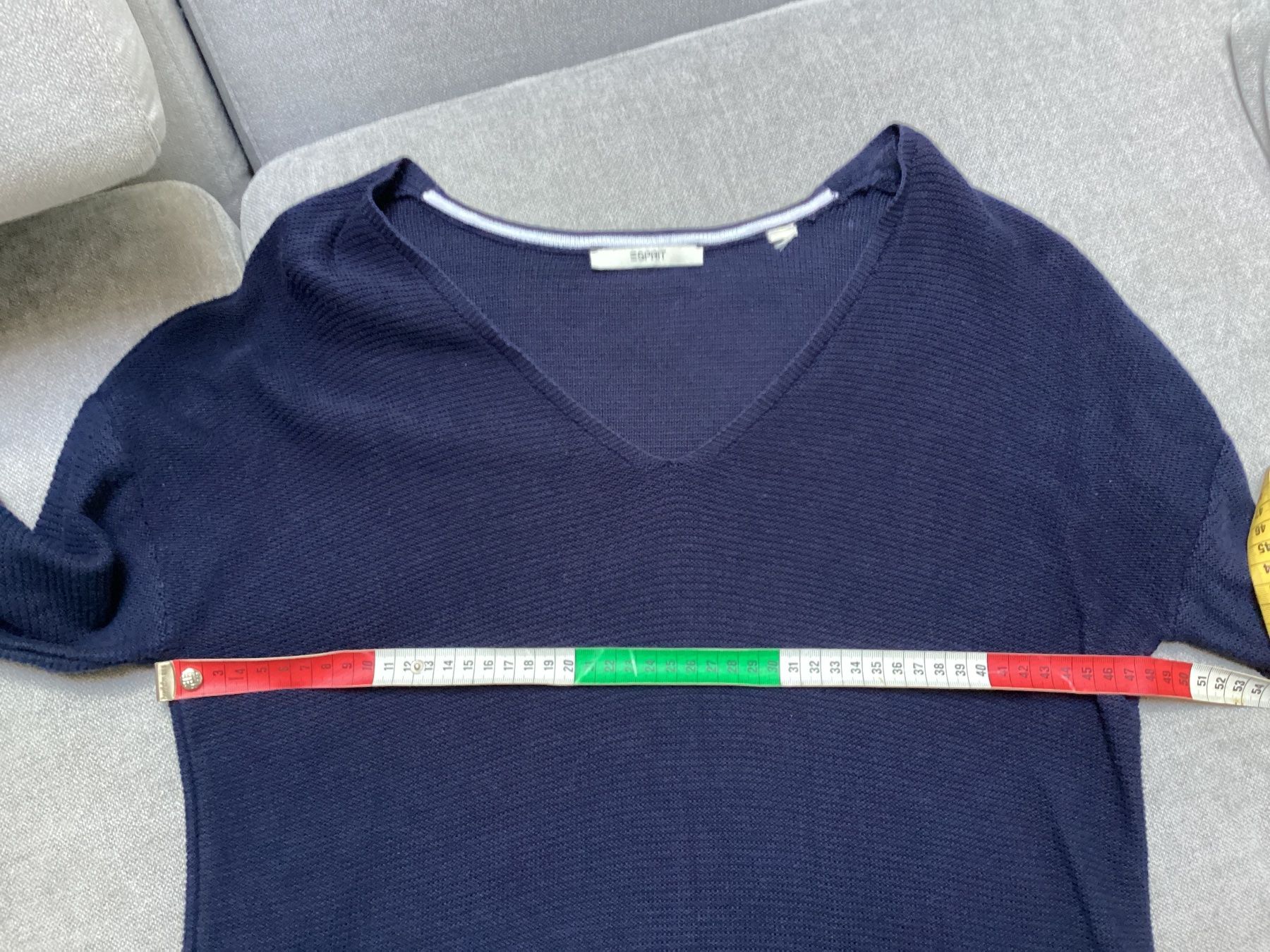 Esprit Pulls & Sweat-shirts: Esprit Damen Pullover V-Ausschnitt dunkelblau ca. Gr. M/S – D'occasion à Homberg b. Thun par Homata 3