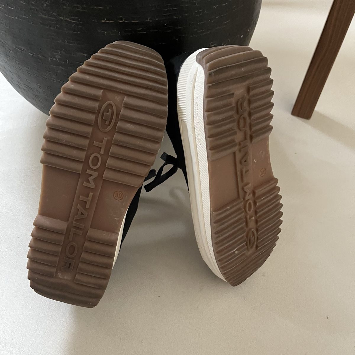Scarpe da uomo: Cooler Turnschuh Stoff Tom Tailor 39 – Nuovo (secondo la descrizione) da Buochs venduto da charlie18 4