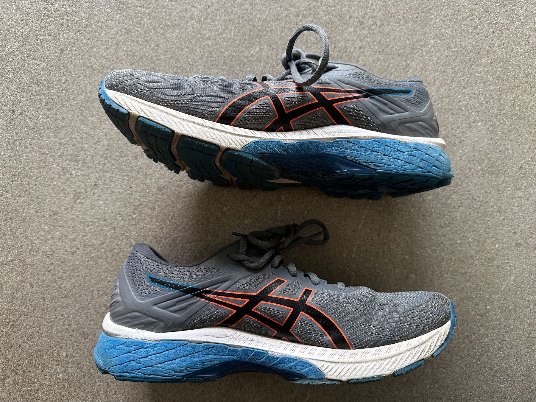Asics Scarpe da uomo: Asics Laufschuhe GT-2000 9, Gr 42.5 – Usato da Baar venduto da renbee 5