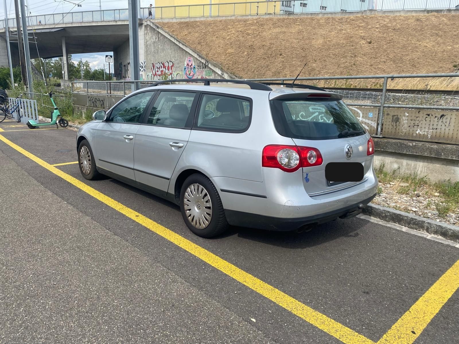 VW Automobili: VW Passat 2011 Kombi  – Difettoso da Basel venduto da Cic_tsx6 2