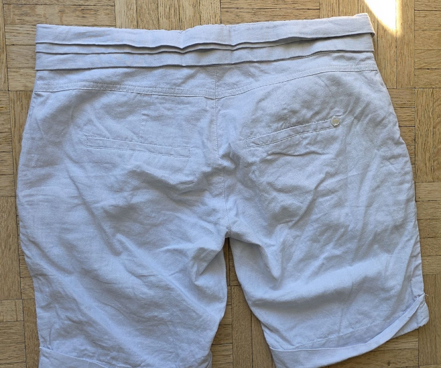 Pantalons: Bermuda en lin gris taille S – D'occasion à Yverdon-les-Bains par van_dq65 3
