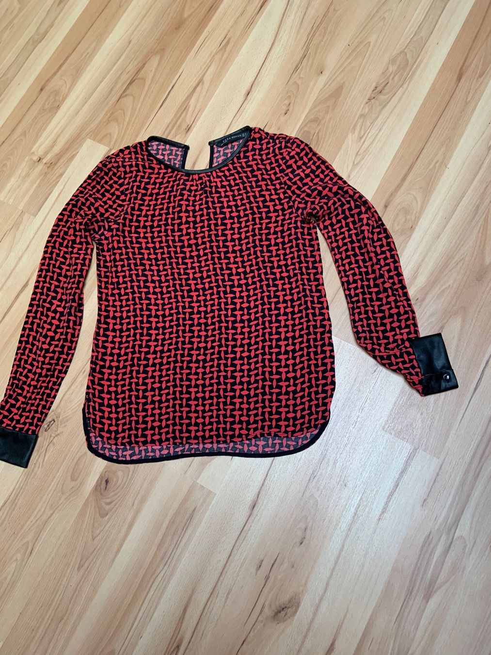 Zara Camicette: Blouse ZARA – Usato da Ecublens VD venduto da timily 1