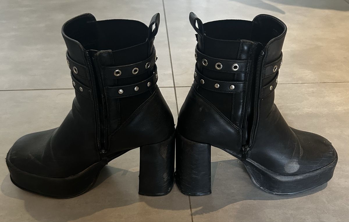 Zalando Scarpe da donna: Platform-Boots Damen – Usato da Basel venduto da Christopher123 3