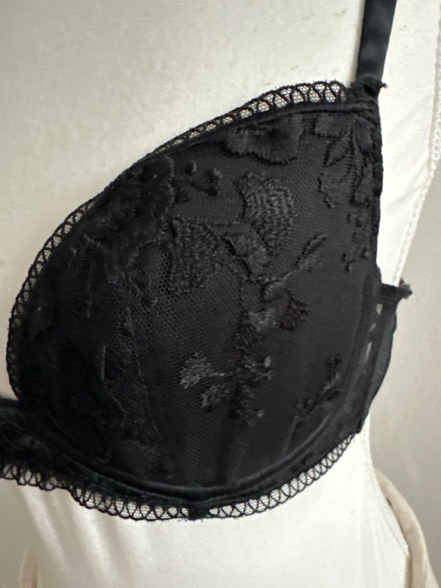 Simone Pérèle Sonstige Unterwäsche: Simone Pérèle BH schwarz Spitze Grösse 75B  – Gebraucht aus Bern von schnupka 1