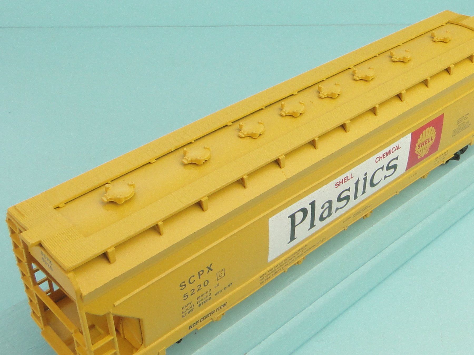 Athearn Modelleisenbahnen: Athearn 1910 Shell 55' Center Flow – Gebraucht aus Bülach von cann11 1