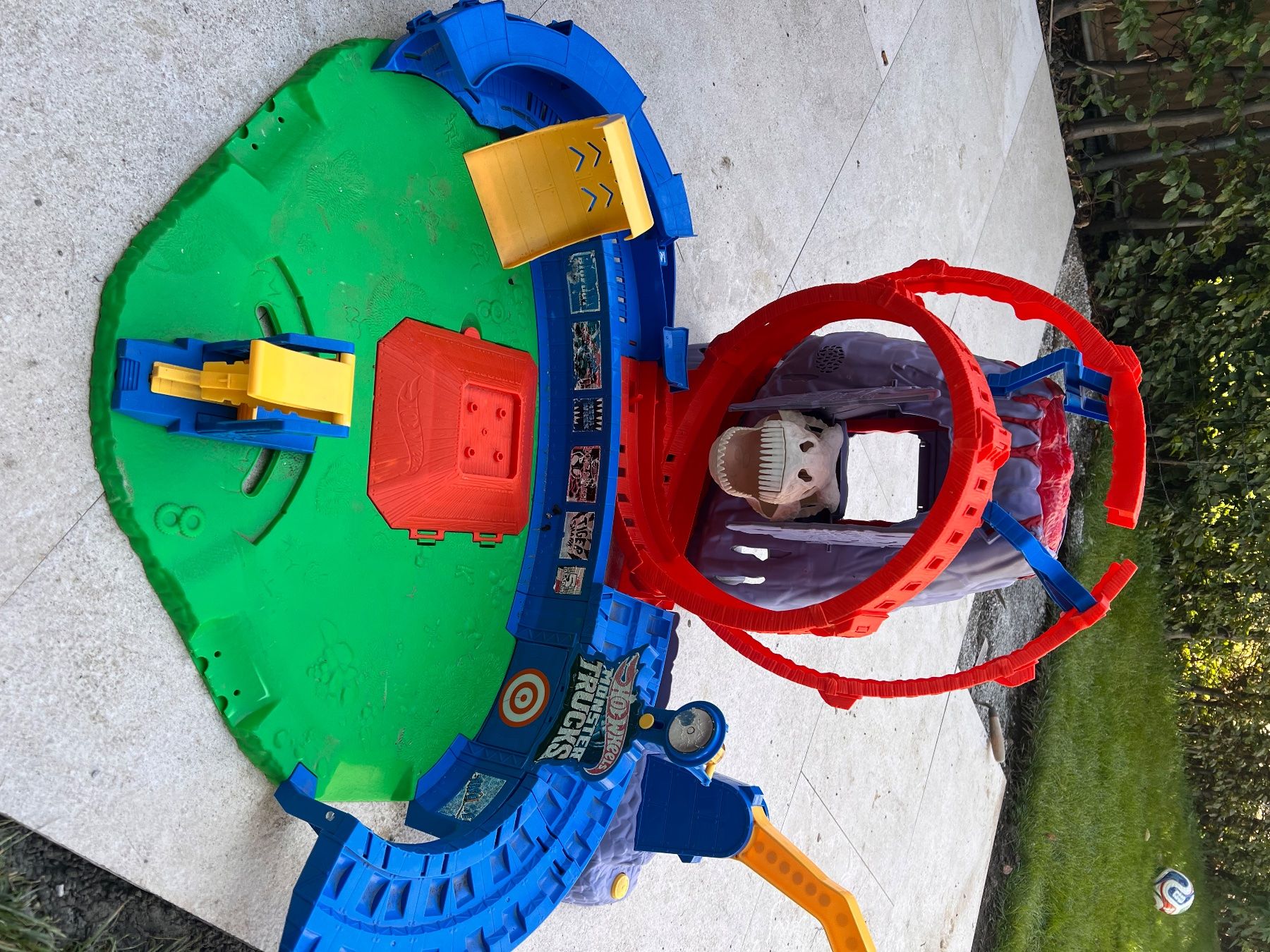 Hot Wheels Giocattoli: Hot Wheels Trackset / Spielbahn – Usato da Oberbüren venduto da predrag87
