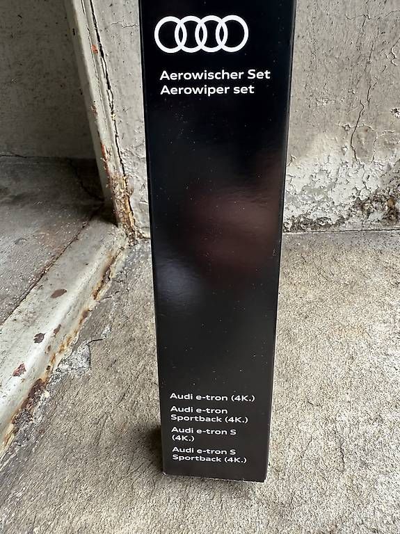 Toutes les pièces auto: Audi Original  Aerowischer  Set – D'occasion à Regensdorf par arm_2cb9 1