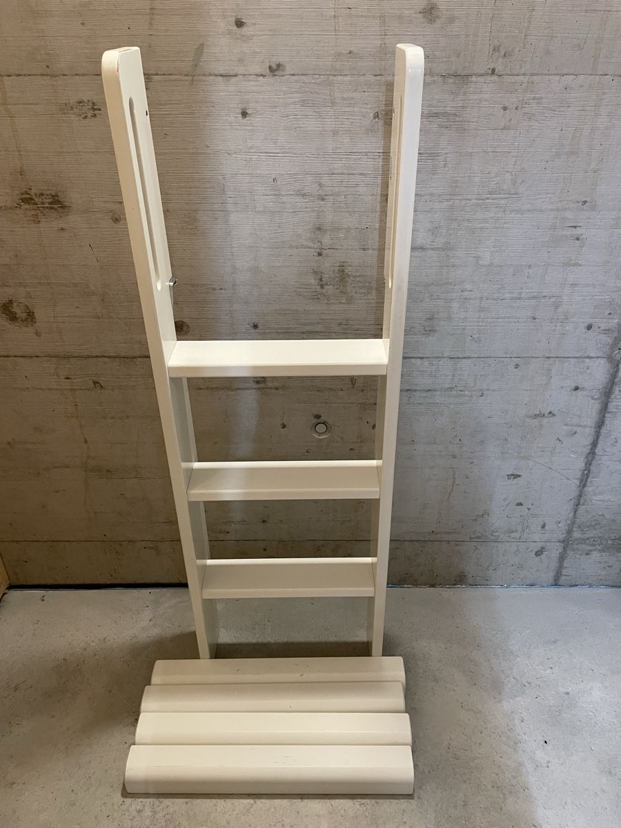 Flexa Scale: Flexa Betterhöhung Mittelhoch, weiss – Usato da Gelterkinden venduto da Leg_Prinzessin01