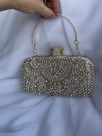 Elegante Clutch mit Strass, neuwertig für den Ausgang