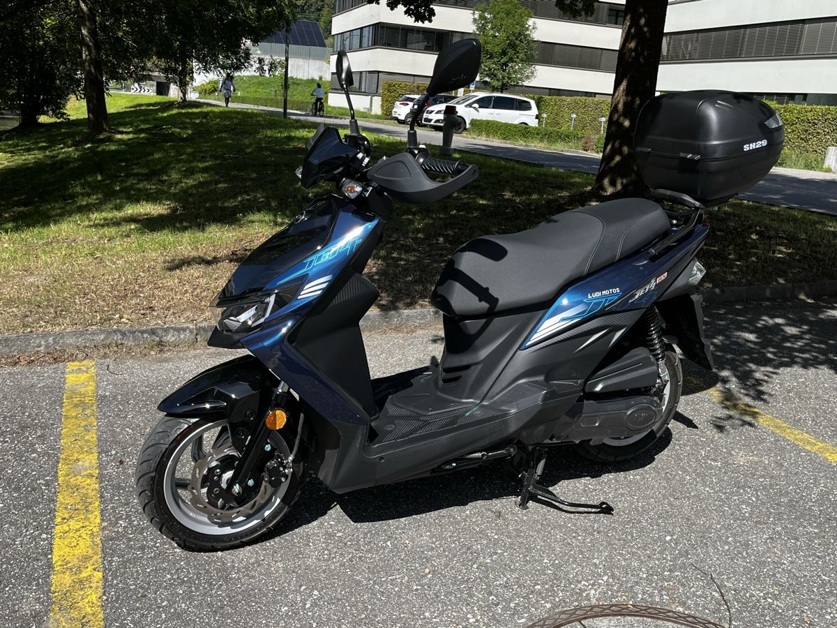 Sym Strada: Roller Sym Jet 4 RX 50, 45Km/h – Nuovo (secondo la descrizione) da Burgdorf venduto da Chriss_2 1