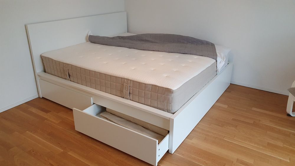 IKEA MALM bed & slat 180 x 200 + IKEA HIDRASUND mattress Kaufen auf