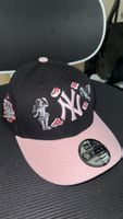 NY Cap Pink/Schwarz Cherub/Adler Stickerei - Grösse 9FIFTY