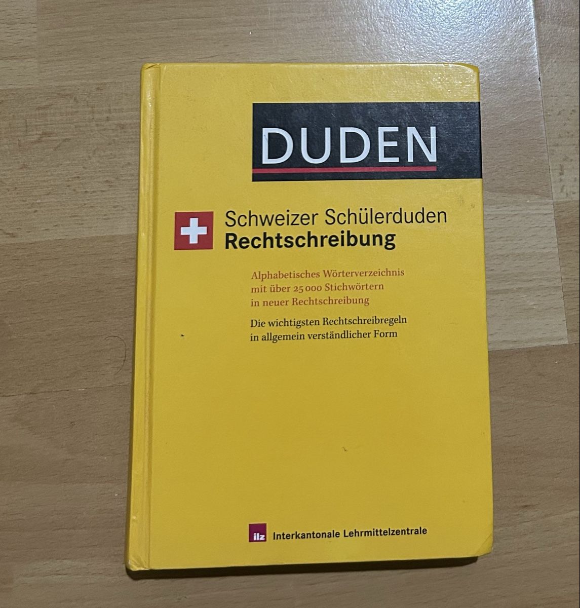 Libri: Schweizer Schülerduden Rechtschreibung – Usato da Zürich venduto da lax_86sj