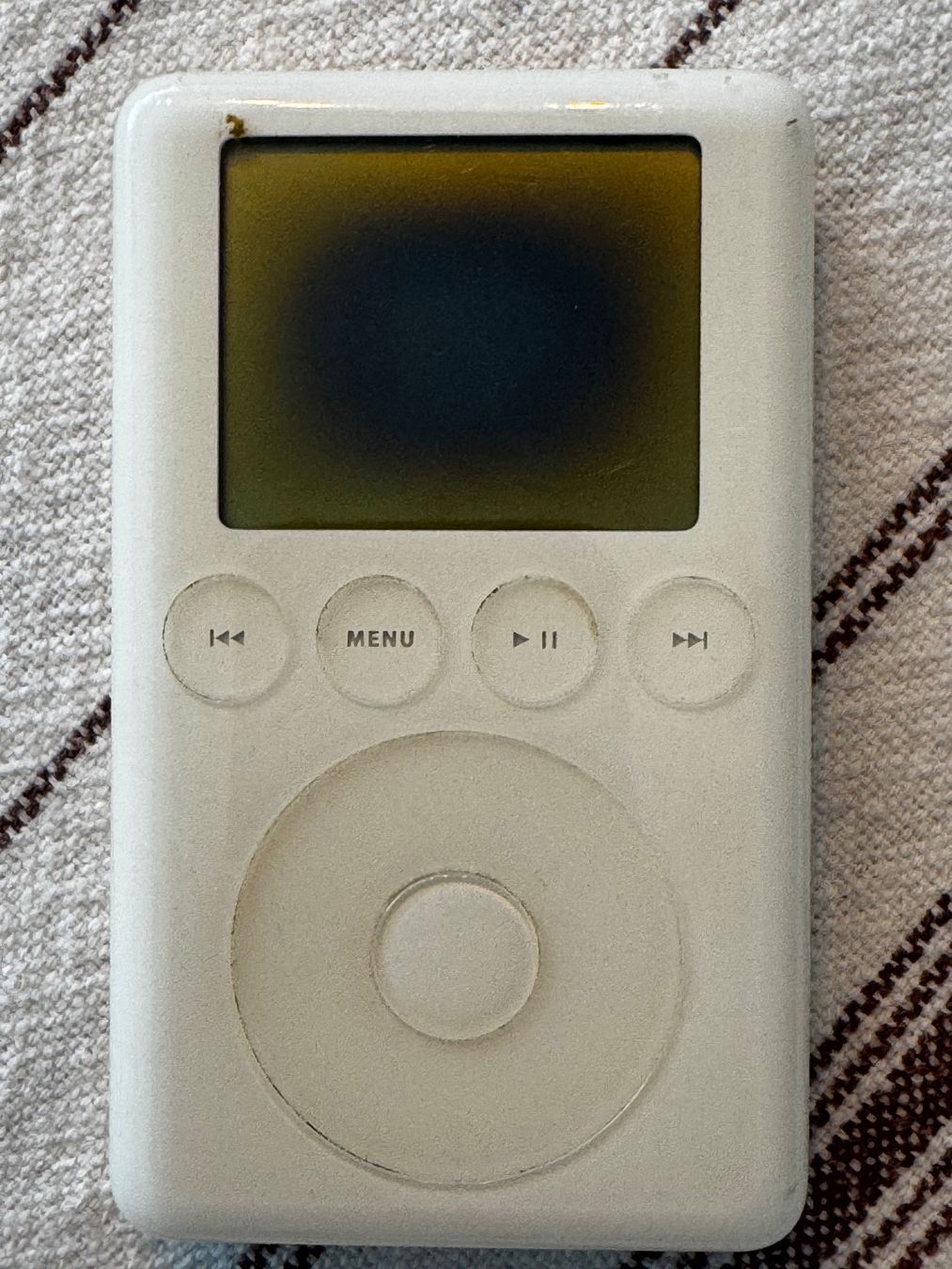 Apple Lettore multimediale portatile: Ipod Classic 3• Generation - 15GB (Model A1040) – Usato da Binningen venduto da raf_6r9d