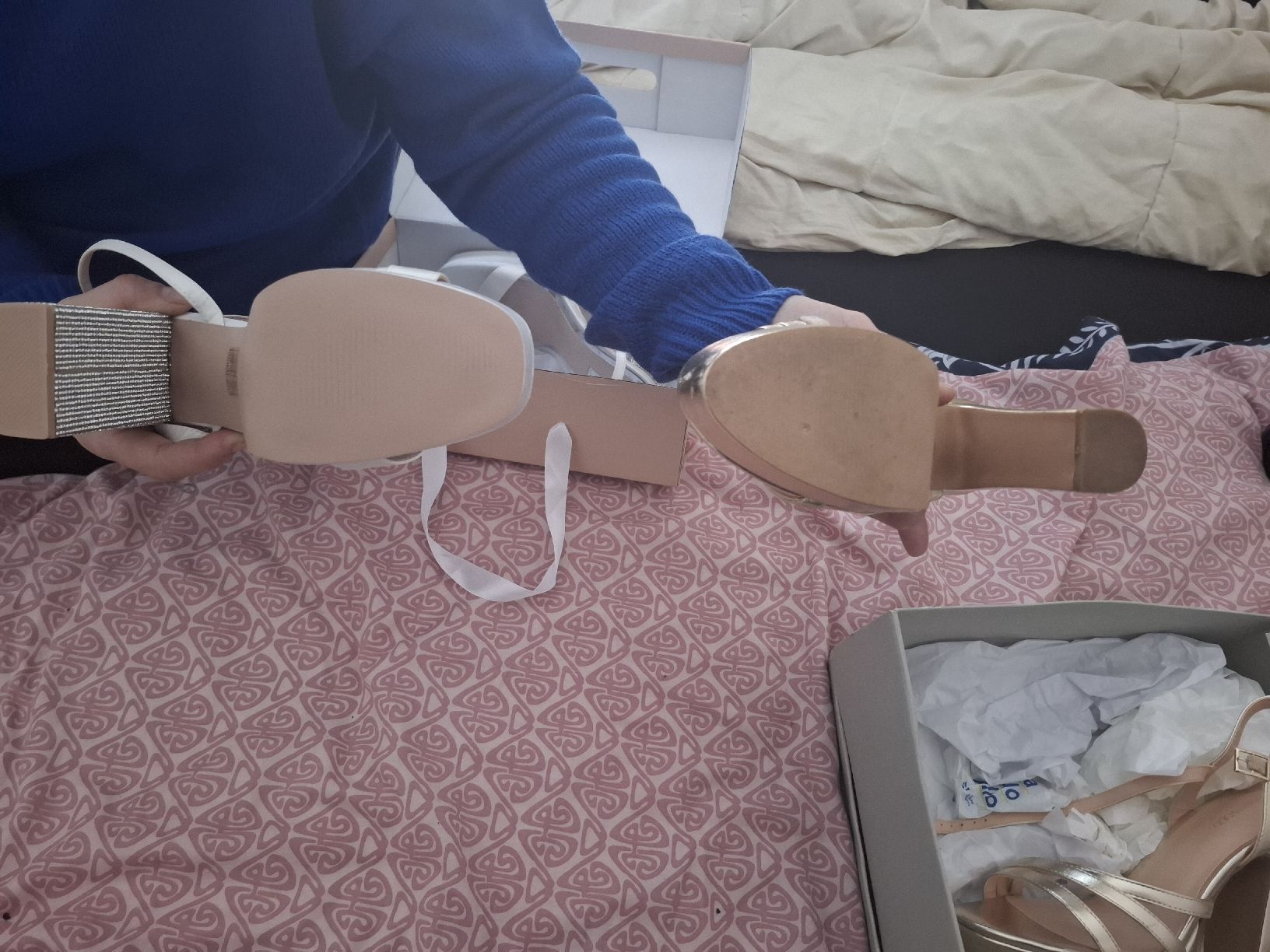 Scarpe da donna: sandali con plateau eleganti nr. 39/40 – Usato da Monte Carasso venduto da Buttefly 1