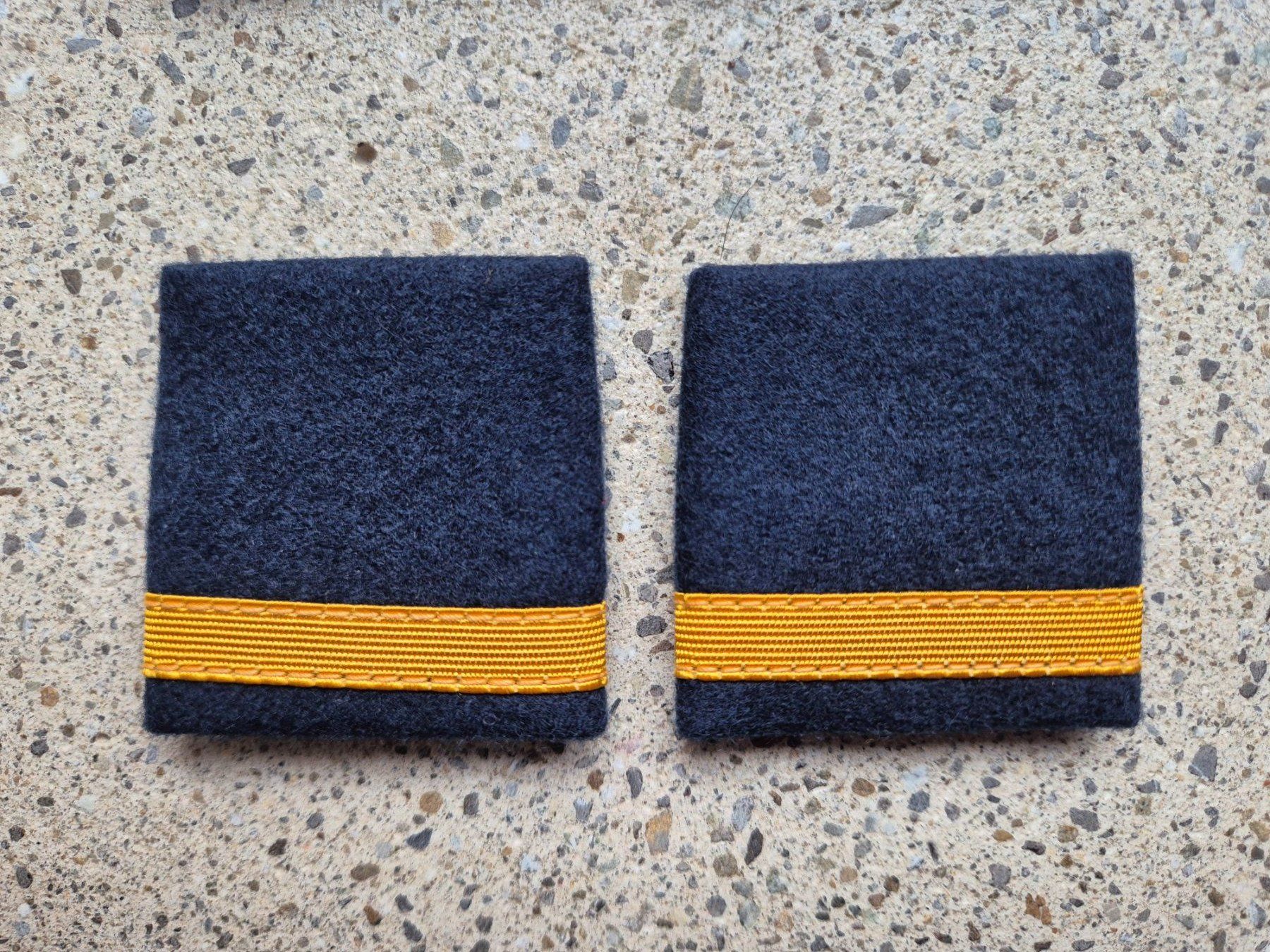 Schweizer Armee Placchette & Badge: * Gradabzeichen Patten Set Major Luftwaffe * – Nuovo e nell'imballaggio originale da Riedholz venduto da fr_sIruP