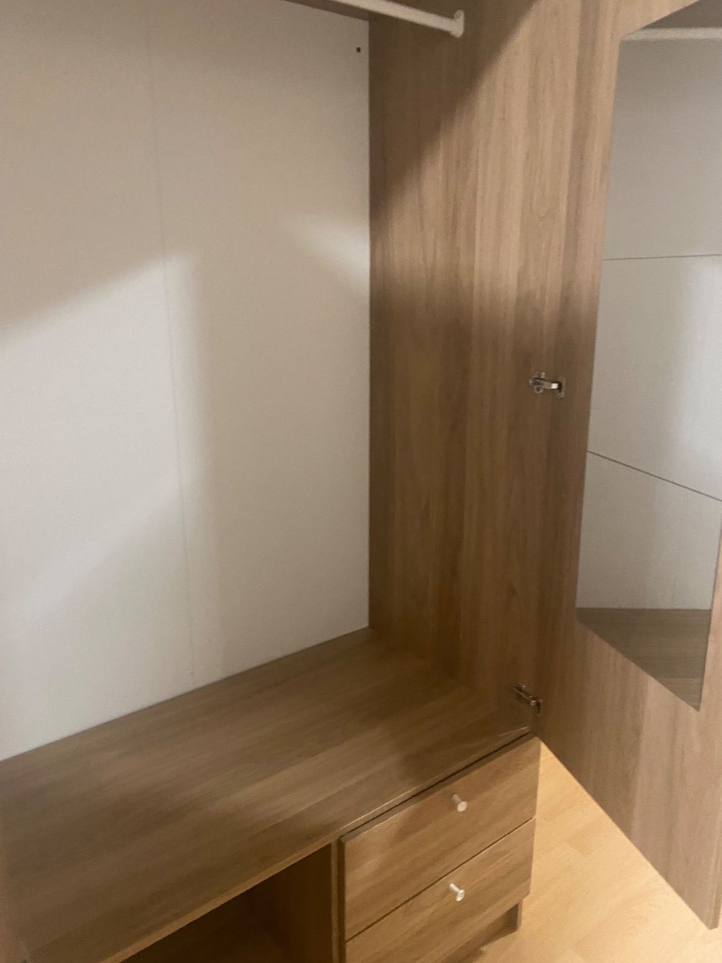 Ikea Schränke: Ikea Kleiderschrank – Gebraucht aus St Gallen von qjw_rt9q 2