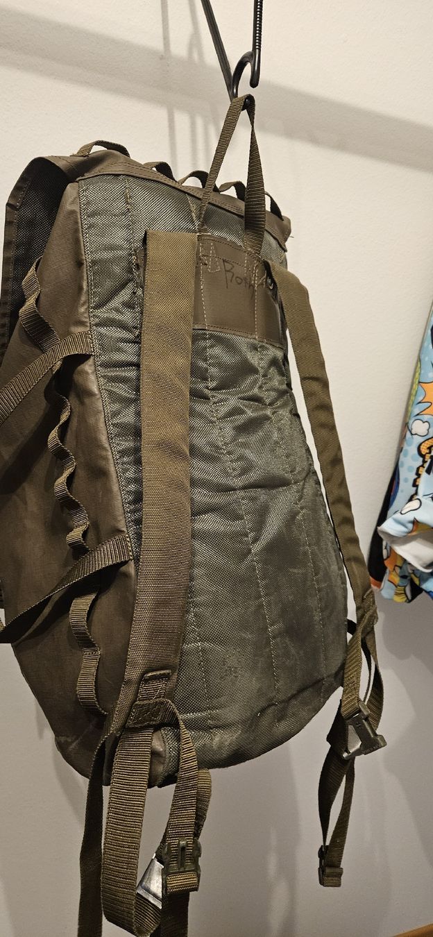 Schweizer Armee Zaini: Militär Kampfrucksack 90 – Usato da Seengen venduto da storm24 2