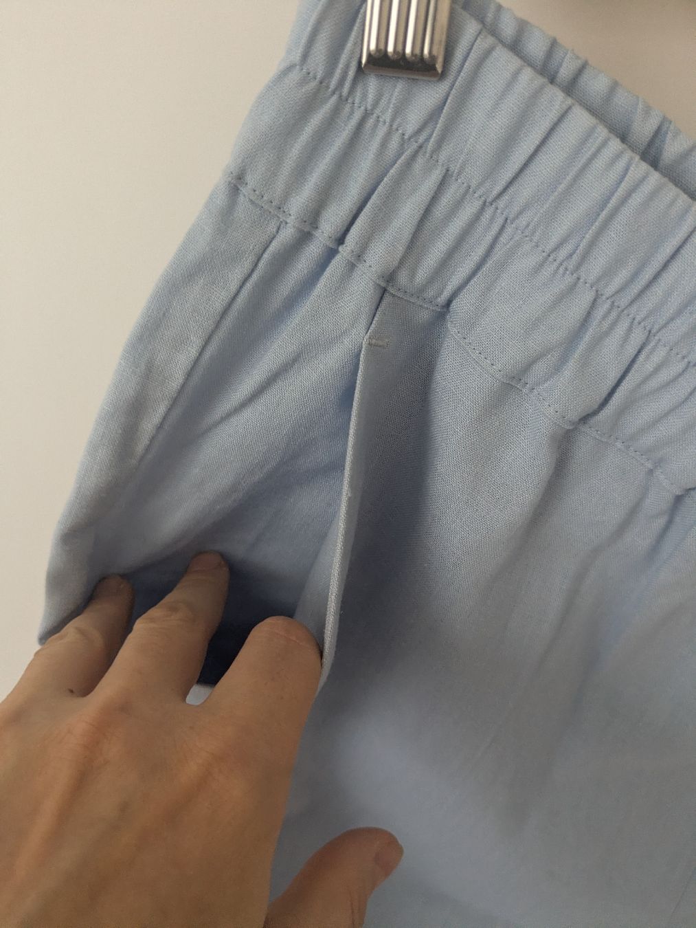 Pantaloni: Kurze Hose Kate Storm Grösse S hellblau, Leinen – Usato da Rorschach venduto da olg_5qq2 3