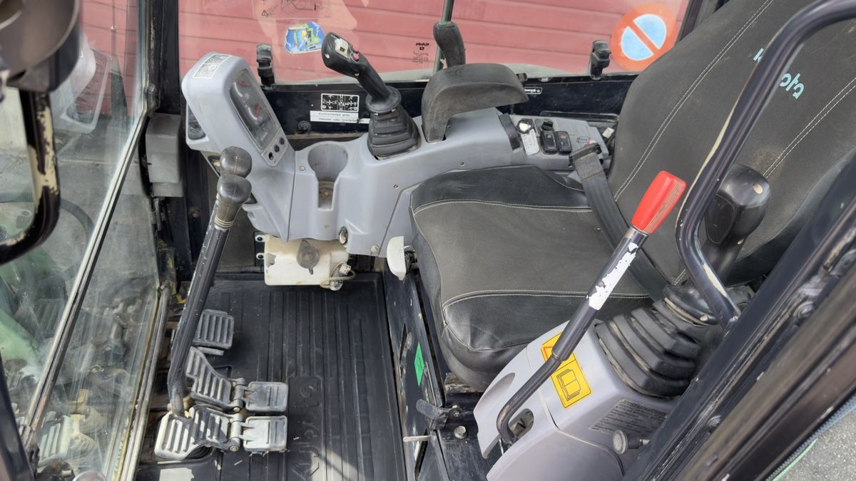 Kubota Escavatori: Kubota U27-4 Minibagger mit Powertilt – Usato da Koppigen venduto da JakupiFahrzeughandel 7