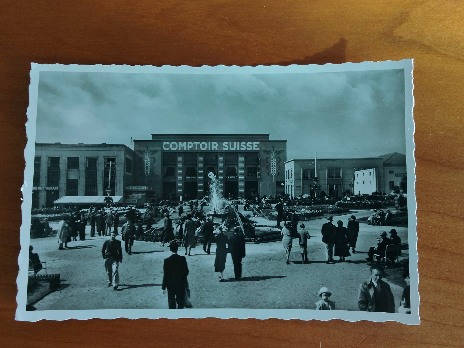 Cartoline postali: Alte Ansichtskarte Comptoir Suisse Lausanne 1938 – Usato da Birmensdorf ZH venduto da christoph06