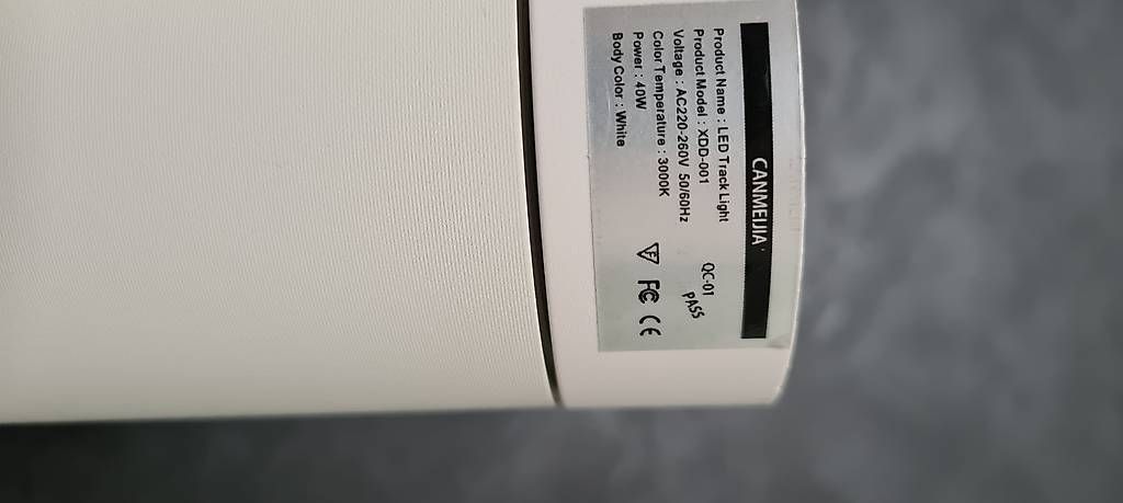 Lampen: Lampe Led – Gebraucht aus Monthey von and_c5w8 3