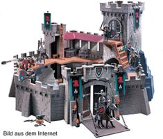 Playmobil Ritterburg 4866 und Zusatzsets (4873, 4868,4869)