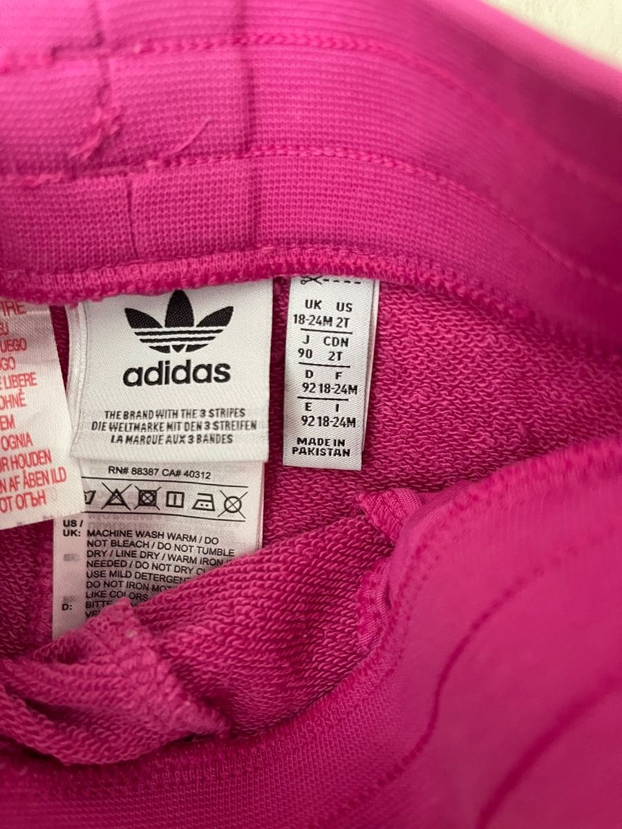 Adidas Lotti & Set di vestiti: Adidas Trainingsanzug pink Grösse 92  – Usato da Schlieren venduto da kiwi07 2