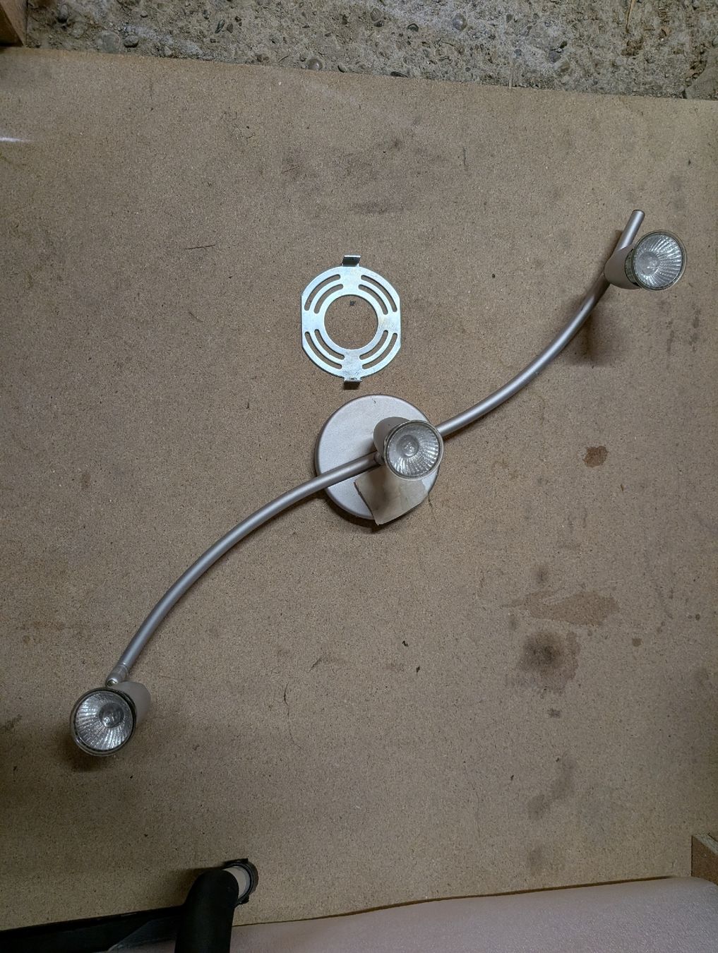 Ikea Lampes: IKEA Leding lamp - Used – D'occasion à Fribourg par balzabalza