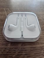 Neue Apple EarPods mit integrierten Fernbedienung und Mikro