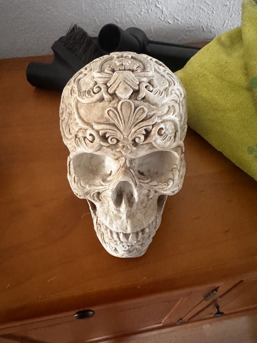 Alle Dekorationen: Totenkopf dekoration – Gebraucht aus Saland von Randykoenig