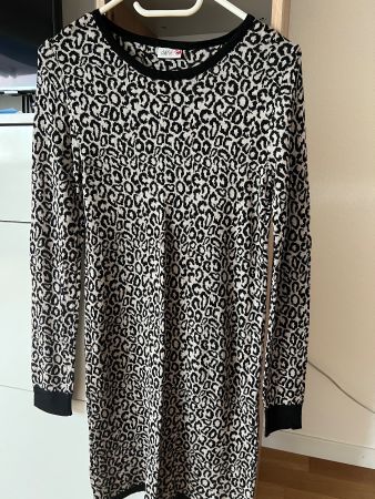 Damen kleid