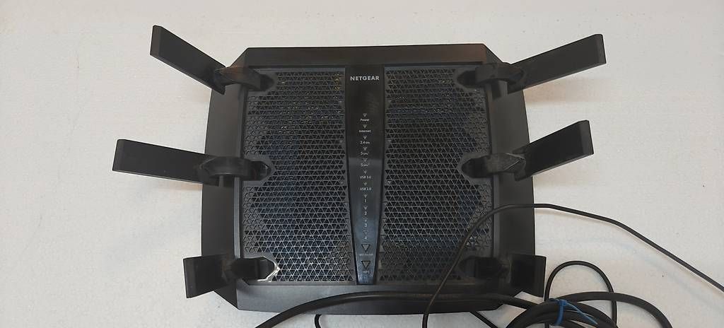 Modems & Router: Netgear Nighthawk X6 Tri-Band WLAN-Router – Gebraucht aus Moosleerau von Philipp2021 3