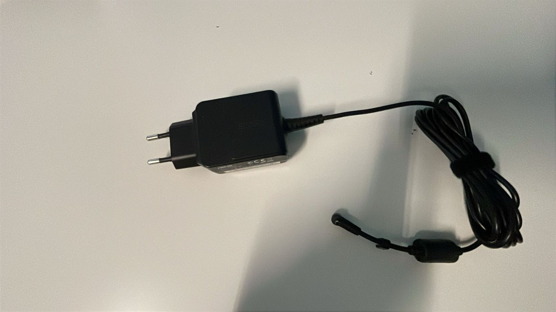 Caricabatterie: Alimentatore Asus exa1004eh 19V 1.58A – Usato da Agno venduto da CS-Computer 2