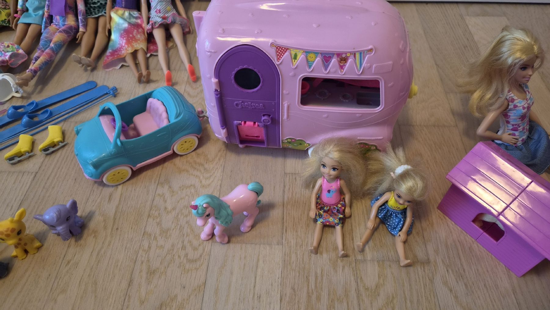 Spielzeuge: Barbie Puppen riesen SET – Gebraucht aus Obfelden von Luna90 4