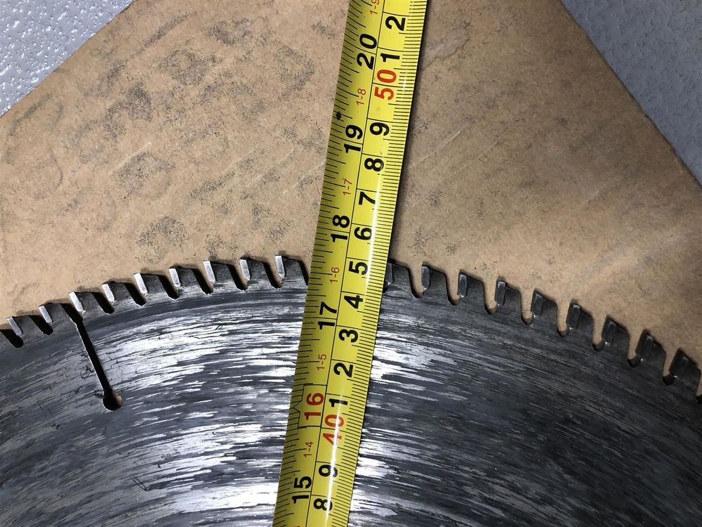 Liq Kreissägeblat Hartmetall d45cm (Gebraucht) in uttwil für CHF 2 ...