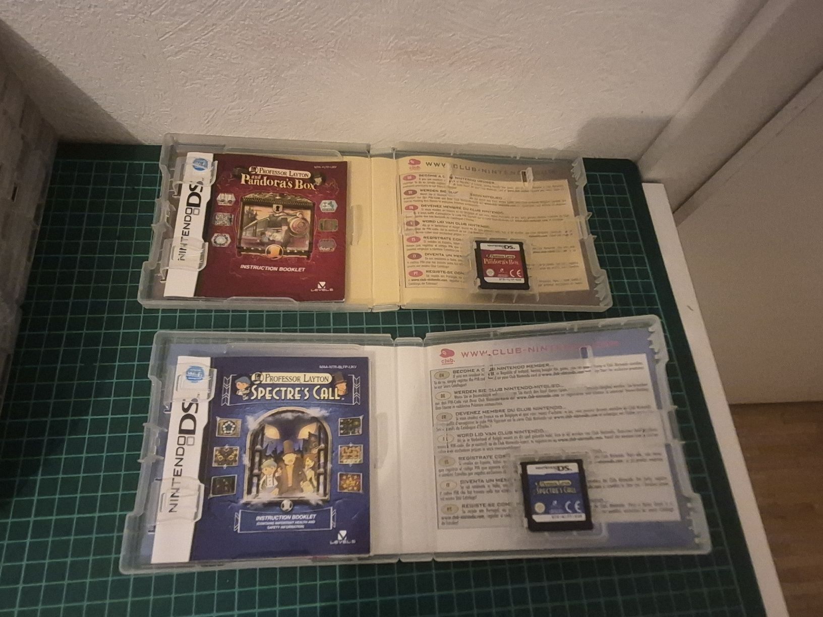 Nintendo Jeux: Professor Layton Nintendo DS Game Bundle - Winter Fun! – D'occasion à Meyrin par Retro-GZ 1