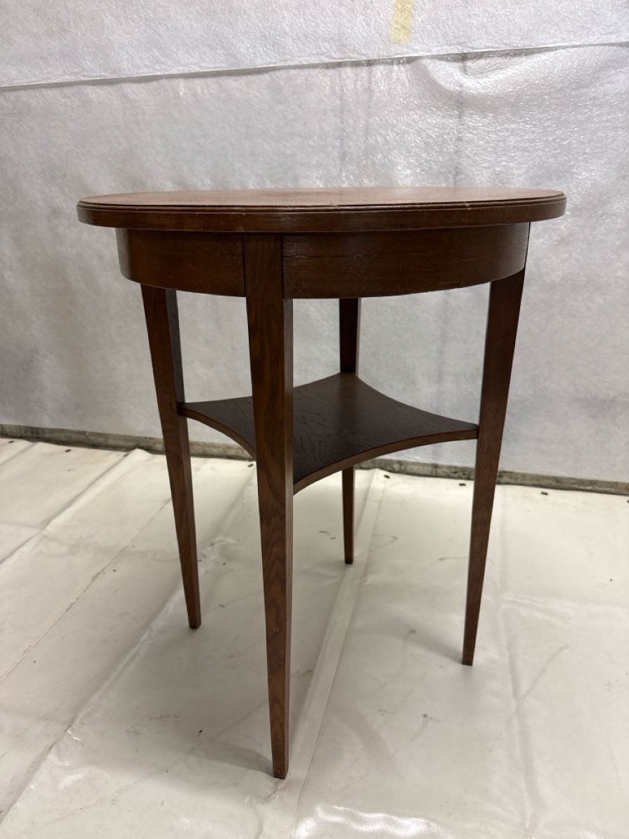 Tische: Beistelltischen Holz Antik  – Gebraucht aus Grenchen von swiss.antiques