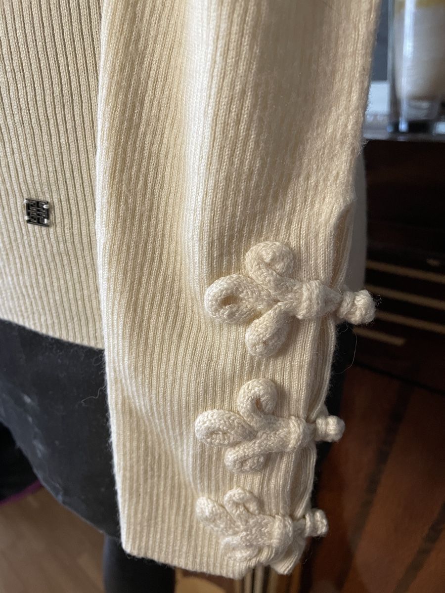 Armani Maglioni & Felpe: Rare Vintage Givenchy Turtle Neck Pullover Size S  – Usato da Zürich venduto da MISSYS-WONDERBAG 4